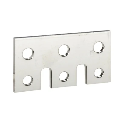 Schneider Electric LV438329 3P Kesiciler Paralel Bağ. icin Bağlantı Plakası — üretici katalog görseli